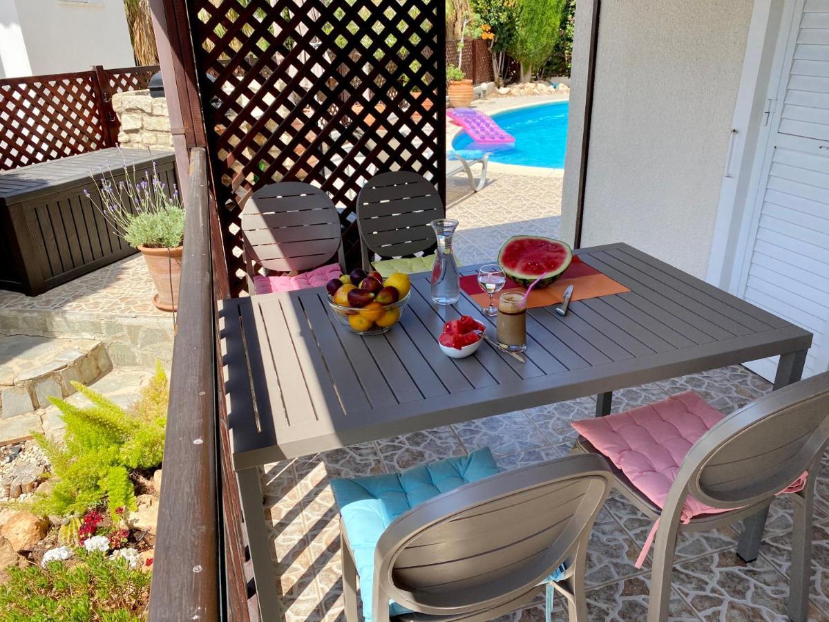 Villa Alicia With Priv Pool, Beautiful Garden And Shady Veranda- 5 Min To The Beach Pegeia Eksteriør billede
