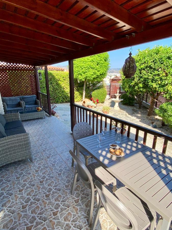 Villa Alicia With Priv Pool, Beautiful Garden And Shady Veranda- 5 Min To The Beach Pegeia Eksteriør billede