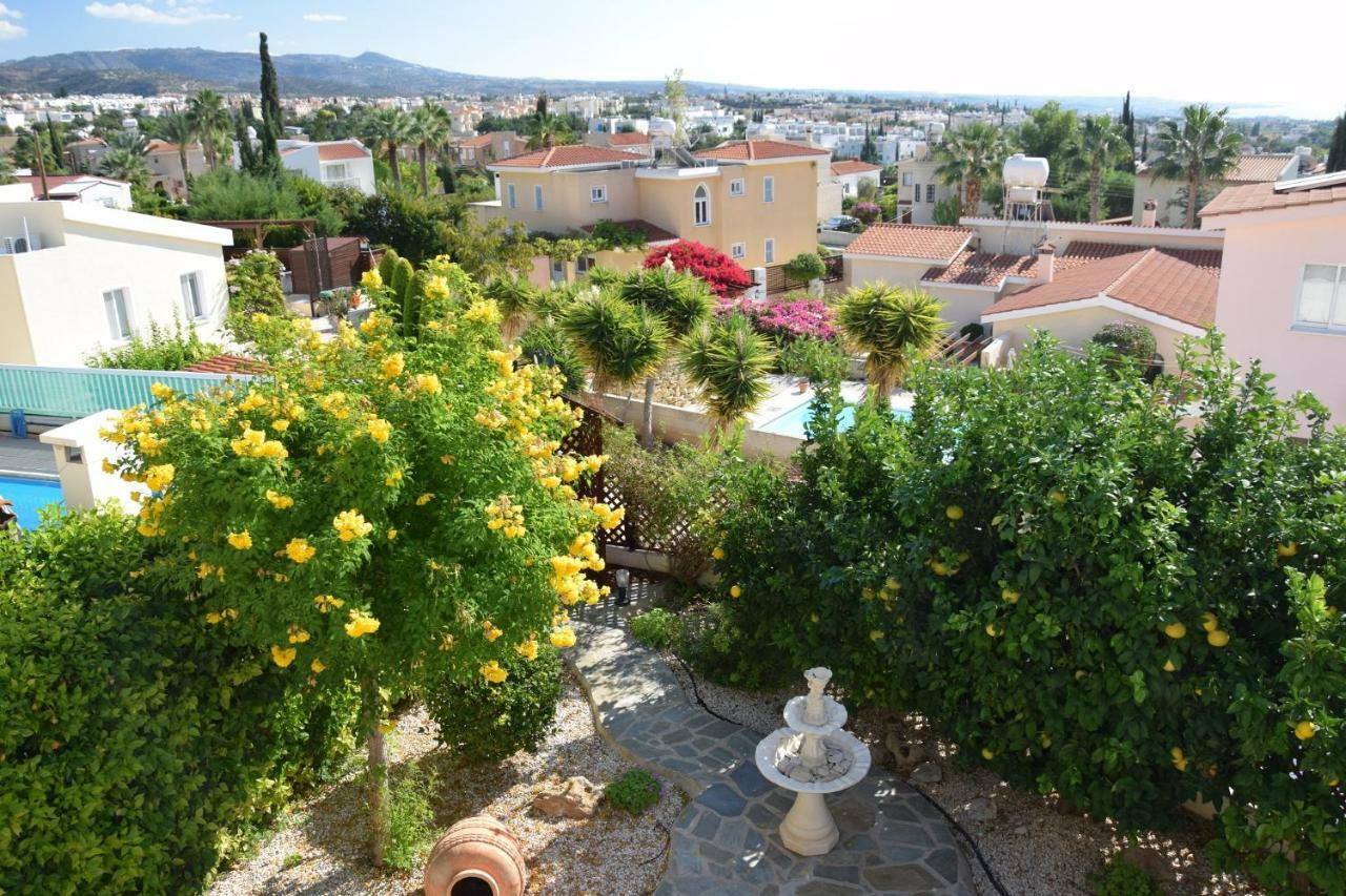 Villa Alicia With Priv Pool, Beautiful Garden And Shady Veranda- 5 Min To The Beach Pegeia Eksteriør billede