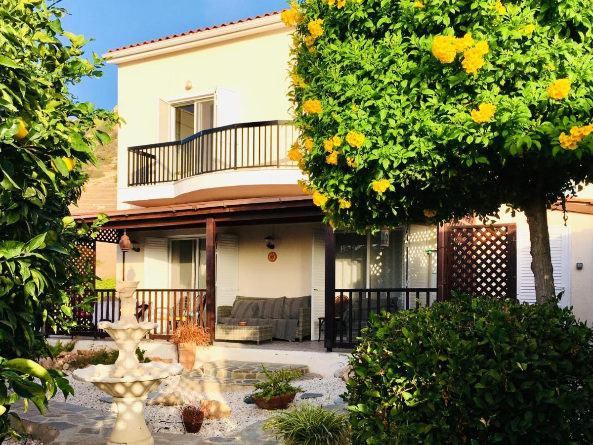 Villa Alicia With Priv Pool, Beautiful Garden And Shady Veranda- 5 Min To The Beach Pegeia Eksteriør billede